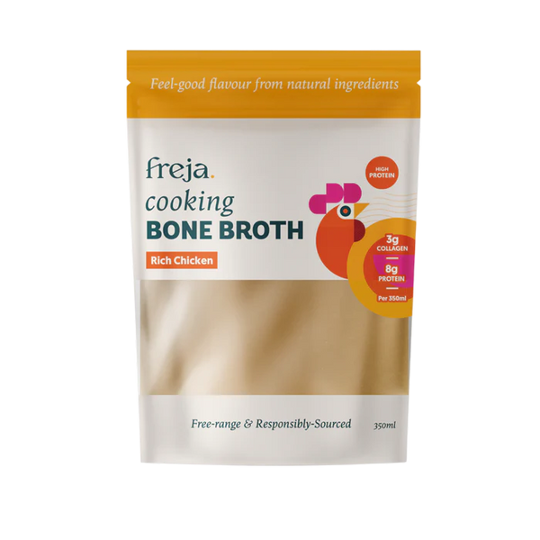 Cooking Bone Broth - Rich Chicken